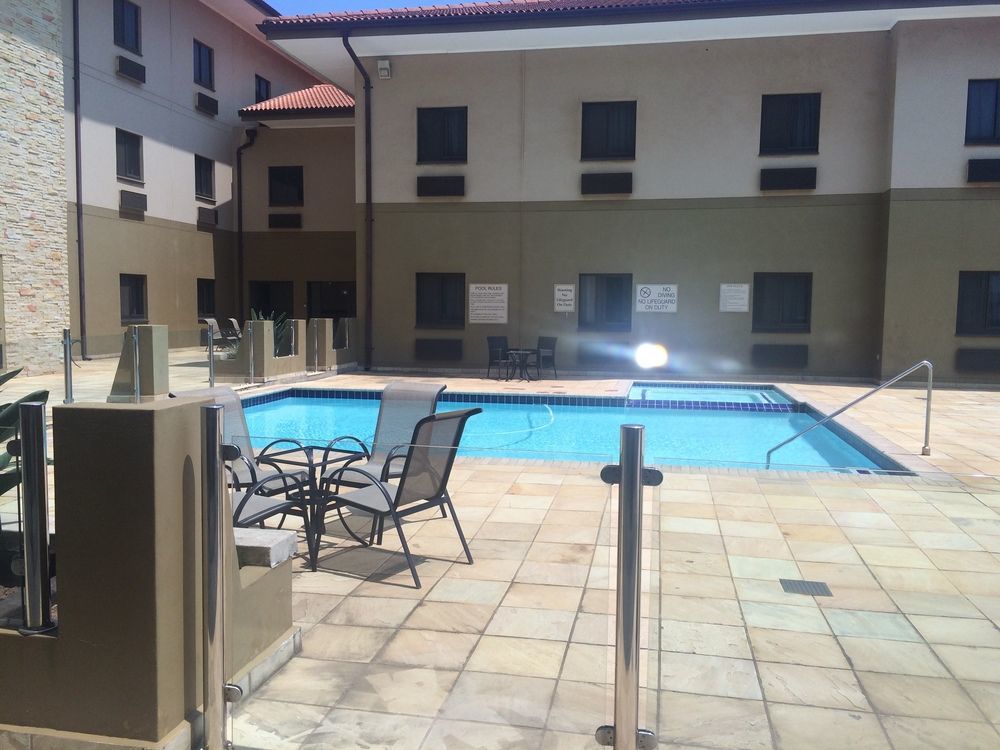 Hampshire Hotel - Ballito Exterior foto